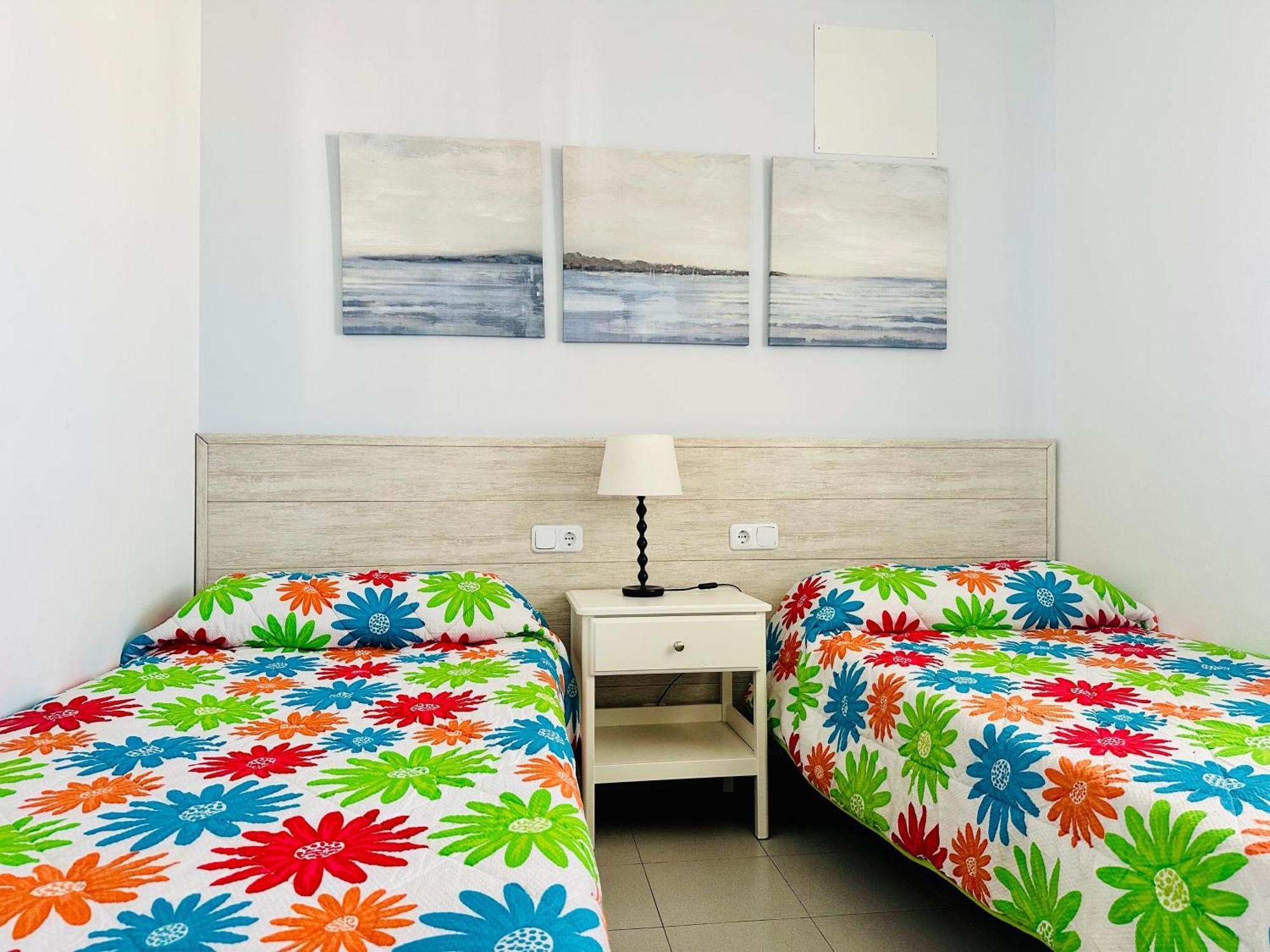 Global Immo 2079 Rocmar Apartment Roses Bagian luar foto