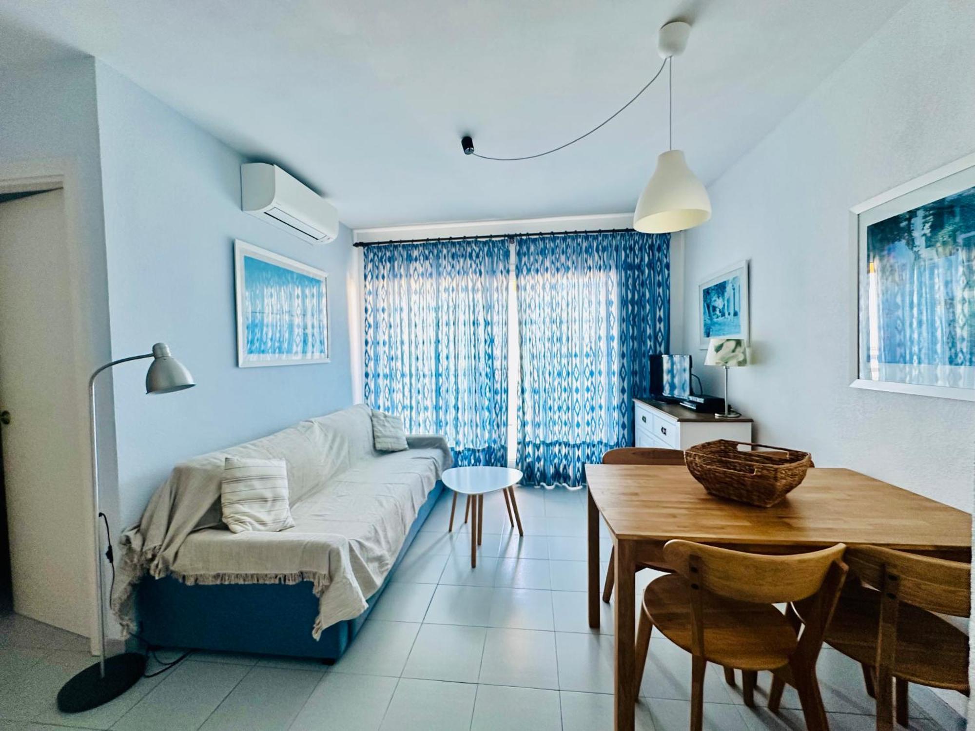 Global Immo 2079 Rocmar Apartment Roses Bagian luar foto