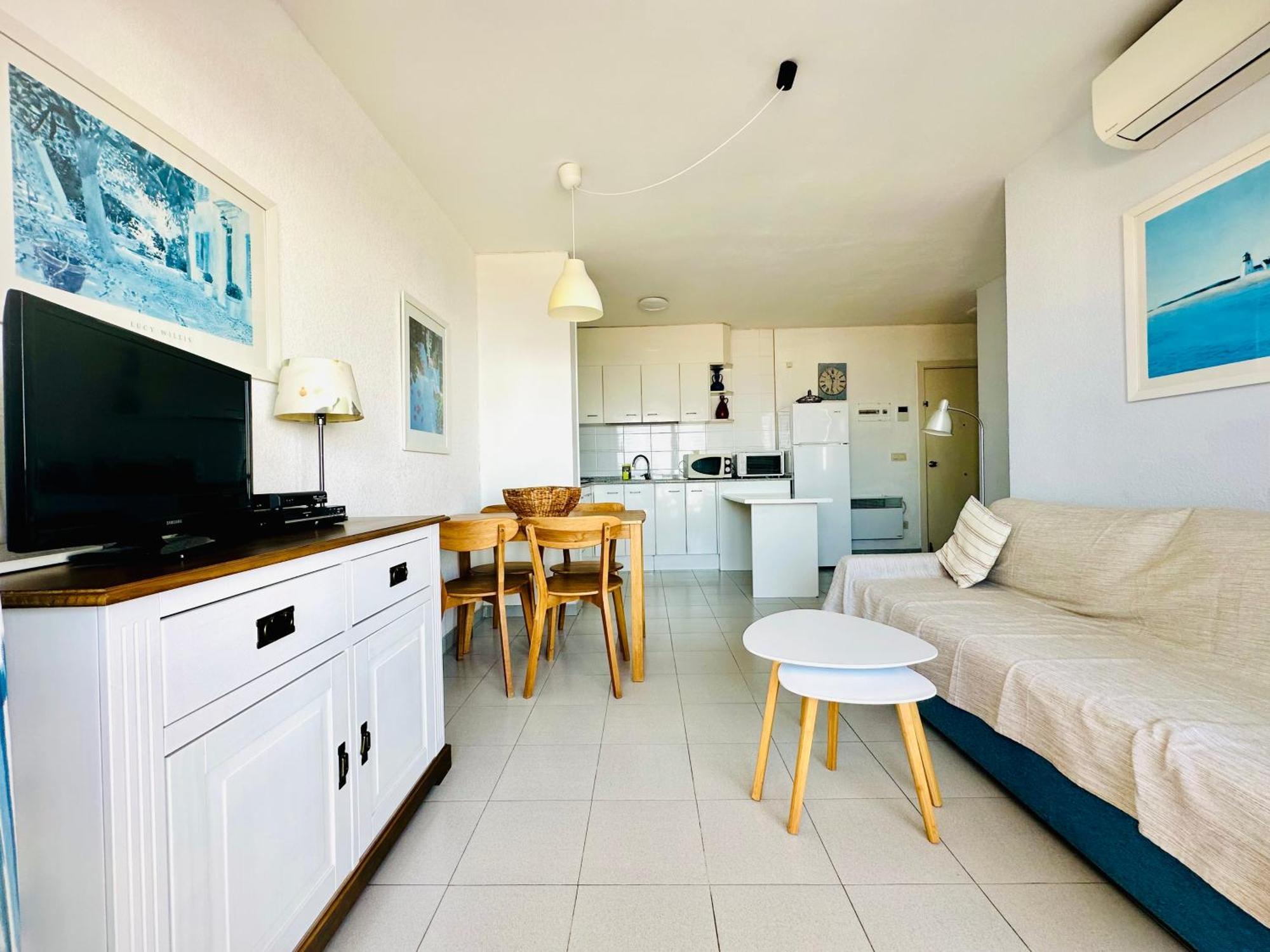Global Immo 2079 Rocmar Apartment Roses Bagian luar foto