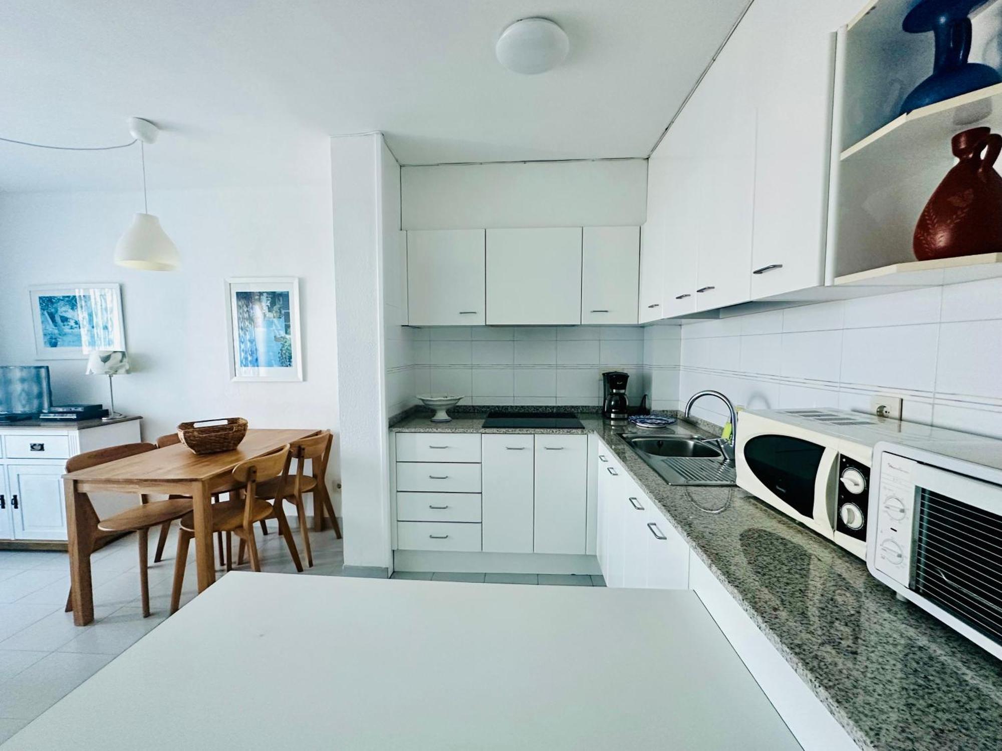 Global Immo 2079 Rocmar Apartment Roses Bagian luar foto